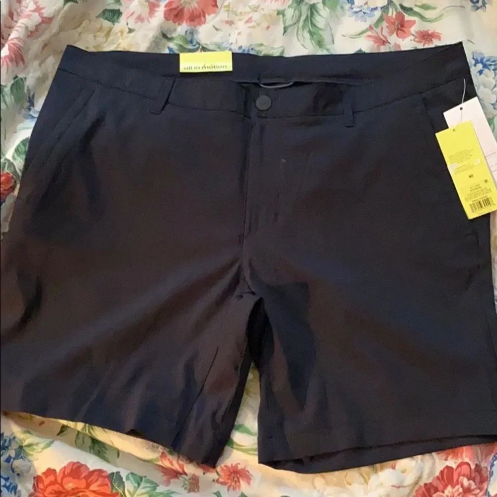 All in Motion Black Cargo Golf Shorts sz. 40